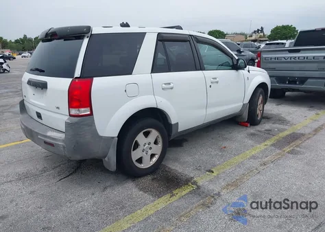 2004 Saturn Vue z USA, uszkodzony, nr VIN 5GZCZ53434S818300